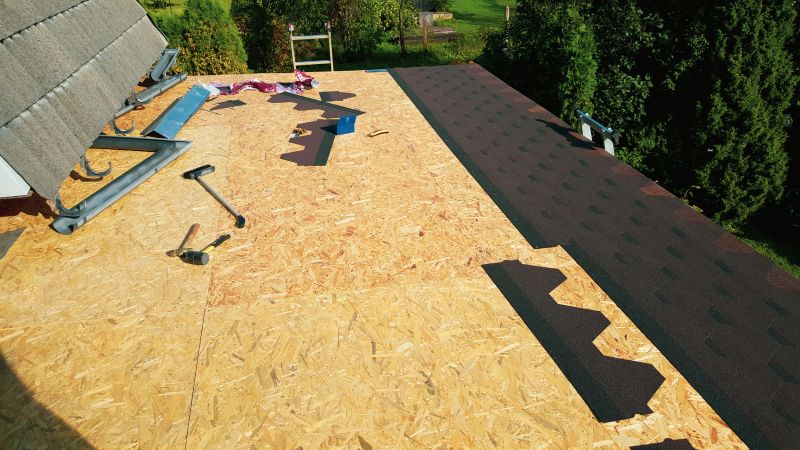Asphalt Shingles Installation in Oak Park, MI