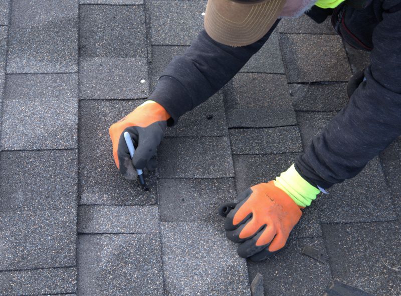 Shingles Repair in Farmington, MI